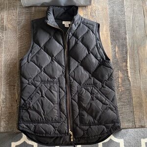J Crew Factory Women’s Black Puffer Vest Size XS